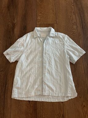 ZARA Pale Blue Short-Sleeve Button-Down Shirt
